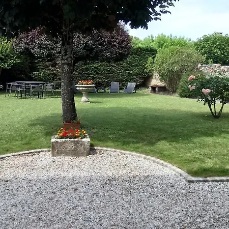 Logis De Villemaurine Holiday home *